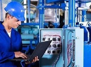 techniciens de maintenance